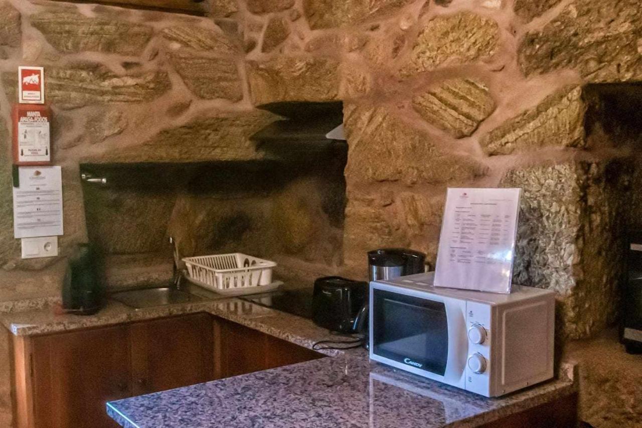 Casa Das Vinhas Camelias De Bastoturismo Rural เซลอริโก จิ บาสโต ภายนอก รูปภาพ